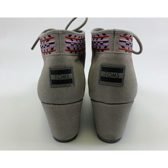 Toms Suede Desert Wedge Bootie Gray Lace Up Multi Embroidered Aztec Womens 8.5 - Picture 5 of 12